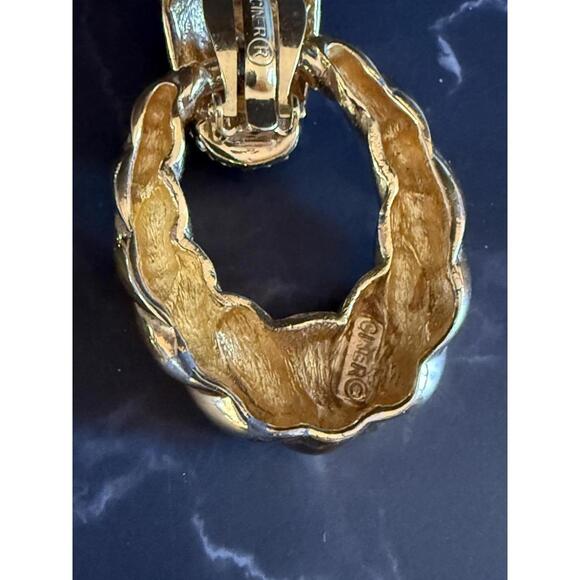 Vintage Ciner Signed 1/20 14k Doorknocker Earrings - Picture 5 of 13